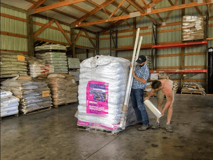 Bobo Sticker - Seven Springs Farm Supply