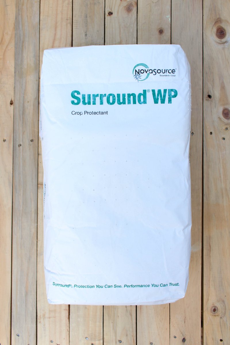 kaolin clay garden spray Surround WP Crop Protectant